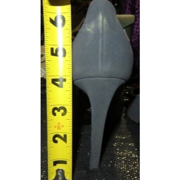 Giorgio Armani Grey Italian Leather Black Patent Bows Luxury Pumps Heels 38.5 or - Picture 4 of 11